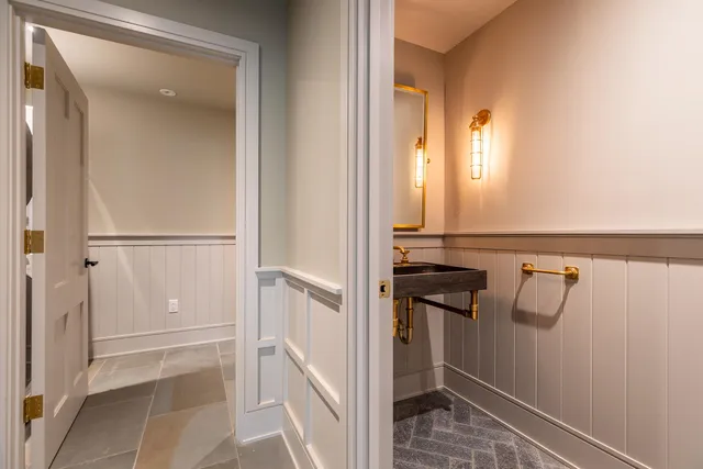 $6,900,000 | 515 W Fields, Manchester, VT 05255