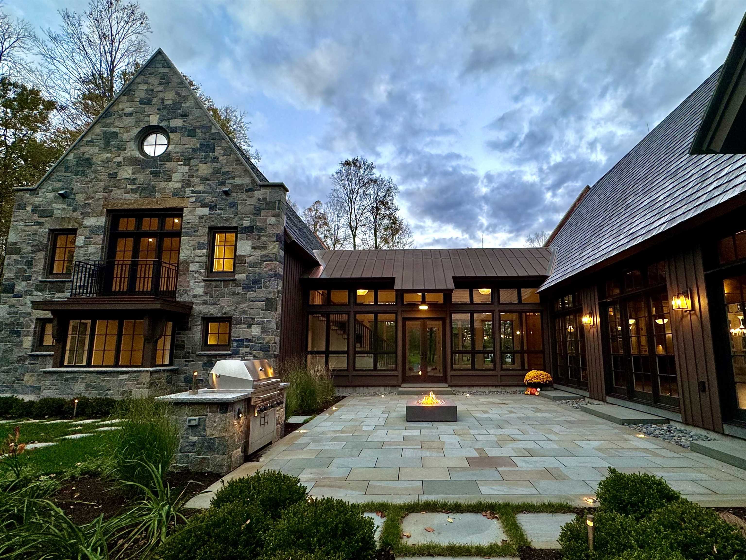 515 W Fields Manchester, VT 05255 - Photo 35 of 40