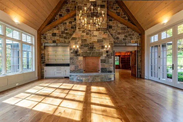 $6,900,000 | 515 W Fields, Manchester, VT 05255