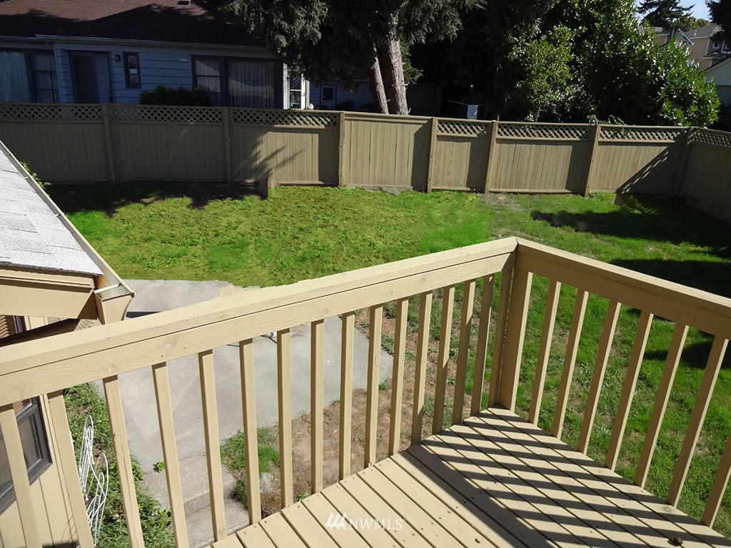 1303 North 32nd Street Renton, WA 98056 - Photo 12 of 18