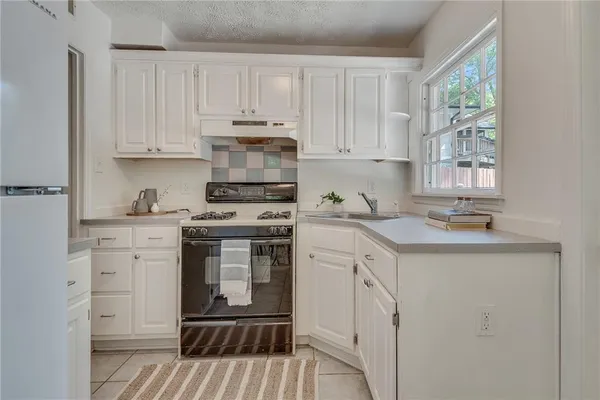 $599,900 | 255 South Columbia Drive, Decatur, GA 30030