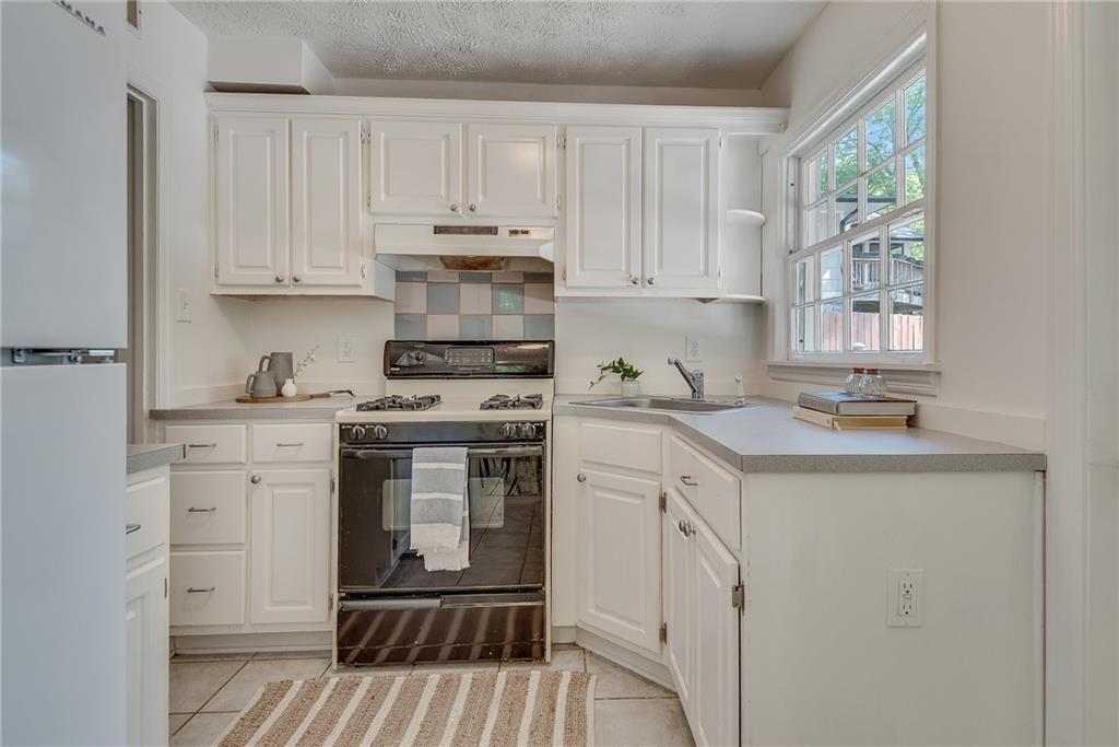 255 South Columbia Drive Decatur, GA 30030 - Photo 23 of 40