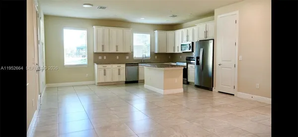 $4,200 | 3917 Mahogany Lane, Hollywood, FL 33021