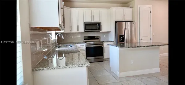 $4,200 | 3917 Mahogany Lane, Hollywood, FL 33021