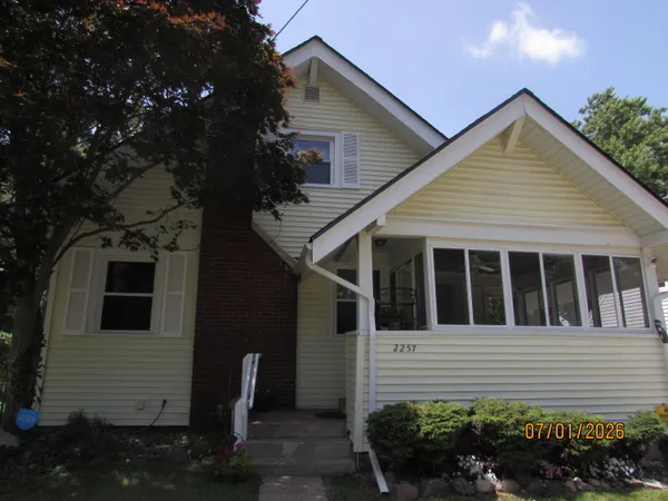 $289,000 | 2257 Wyoming Avenue Southwest, Wyoming, MI 49519