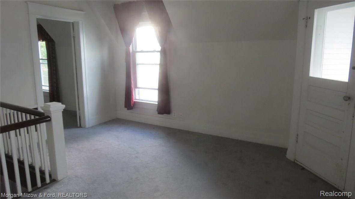 4048 Hunt Road Lapeer, MI 48446 - Photo 8 of 17 10.JPG