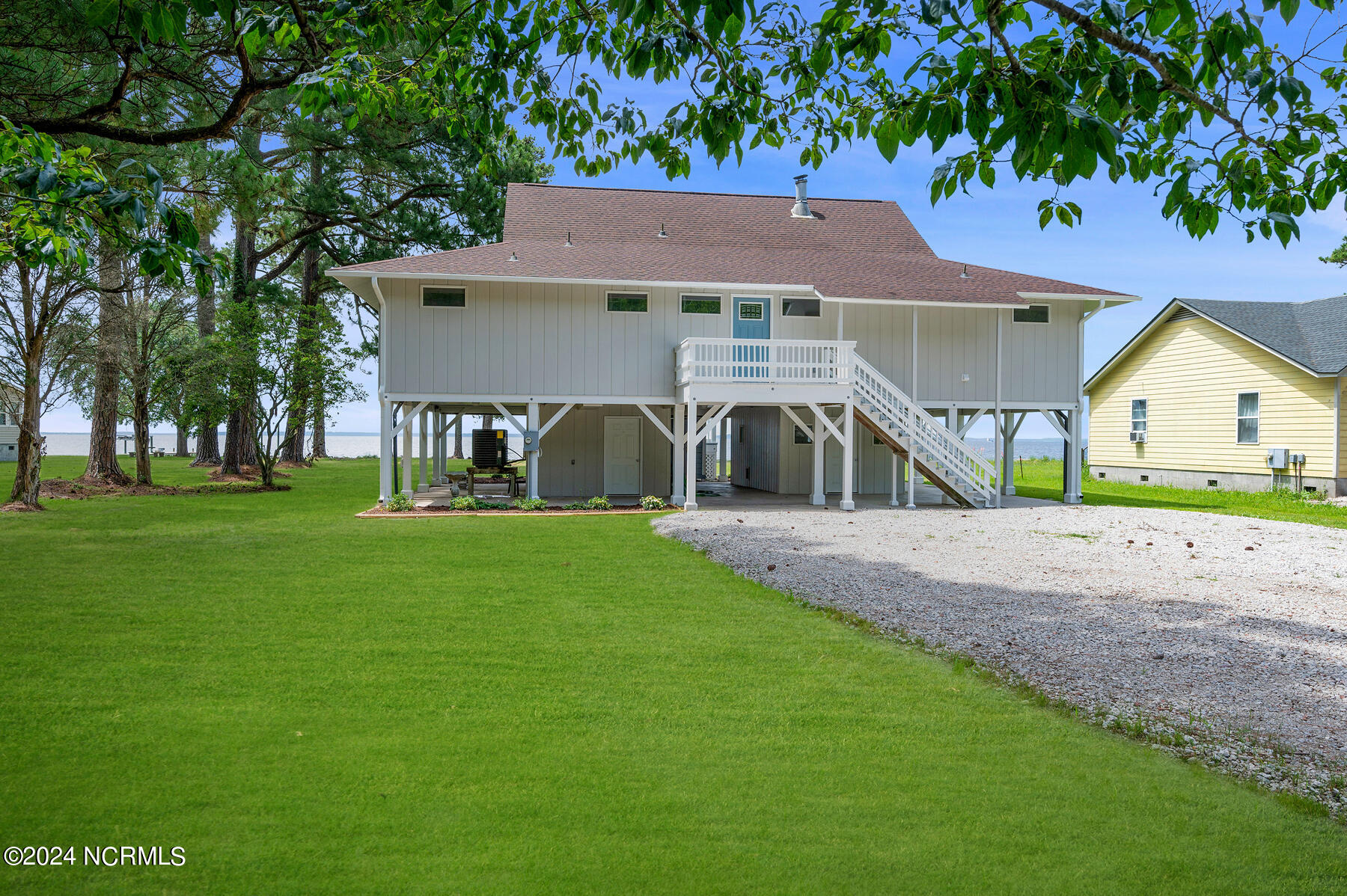 Drive up to your piece of heaven.