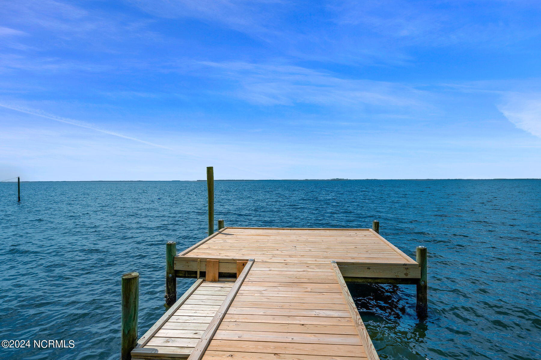 2017 Old Pamlico Beach Road West Belhaven, NC 27810 - Photo 19 of 26 Pier has a lower fish cleaning station or a place to get in and out of a small boat.
