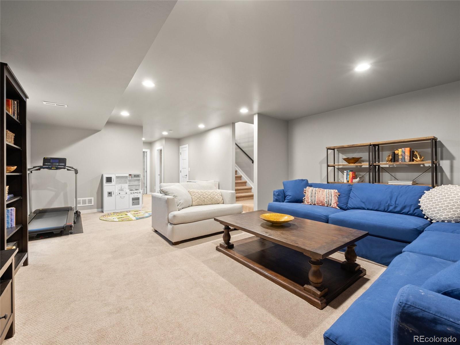 4529 Vrain Street Denver, CO 80212 - Photo 32 of 49