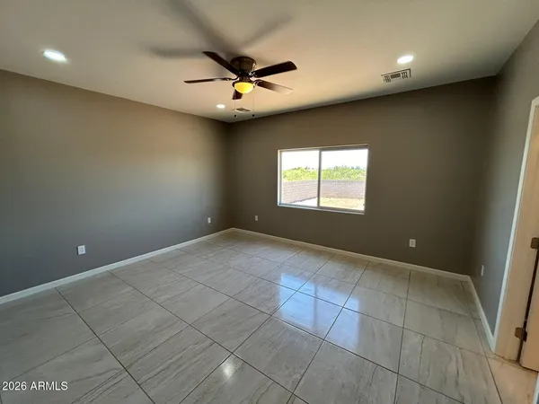 $1,500 | 2742 North Washington Avenue, Douglas, AZ 85607