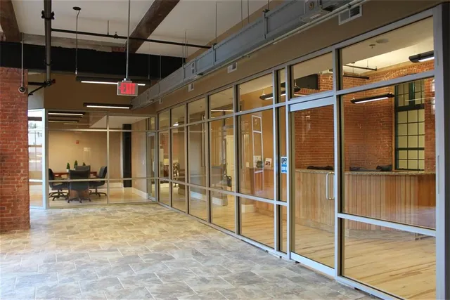 $2,330 | 75 Pocasset Street, Unit 317, Johnston, RI 02919