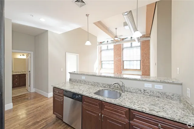 $2,330 | 75 Pocasset Street, Unit 317, Johnston, RI 02919