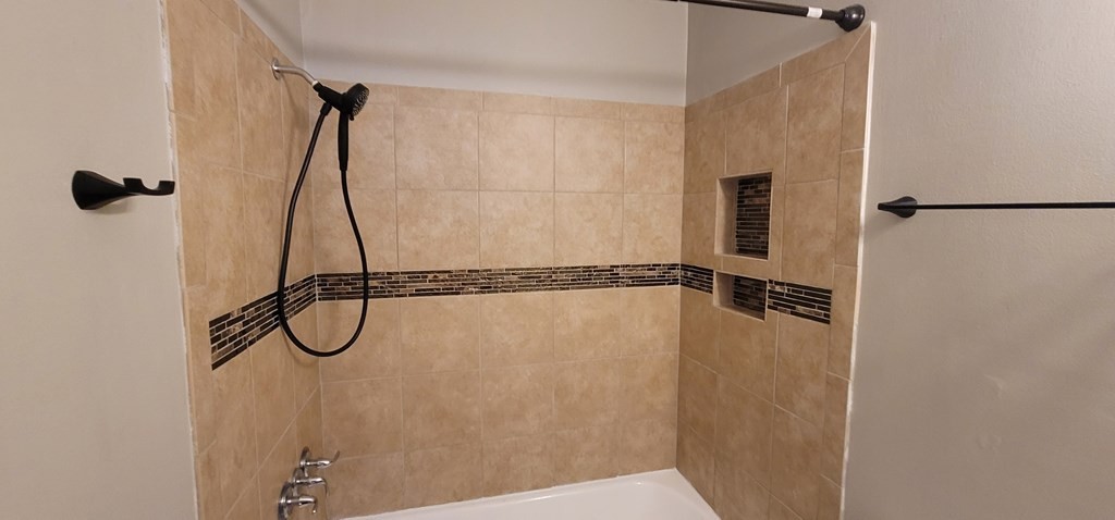 808 Kesterson Road Knoxville, TN 37918 - Photo 17 of 26 Gallery Image 17