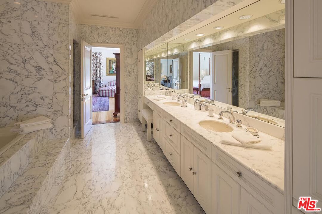 661 Stone Canyon Road Los Angeles, CA 90077 - Photo 12 of 13