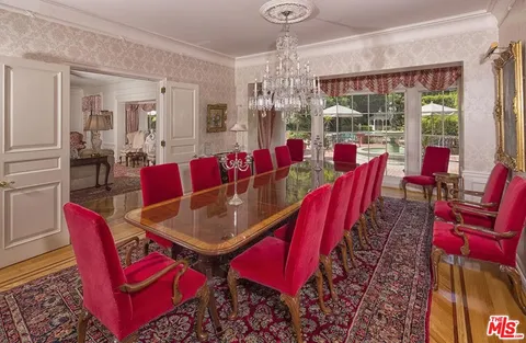 $16,750,000 | 661 Stone Canyon Road, Los Angeles, CA 90077