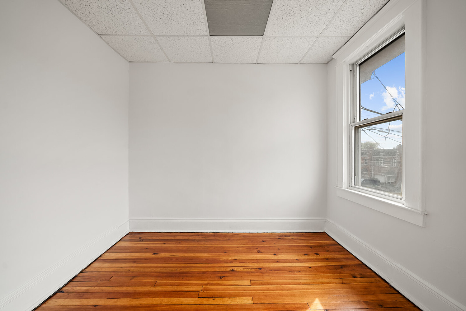 79-31 68th Road Queens, NY 11379 - Photo 5 of 16