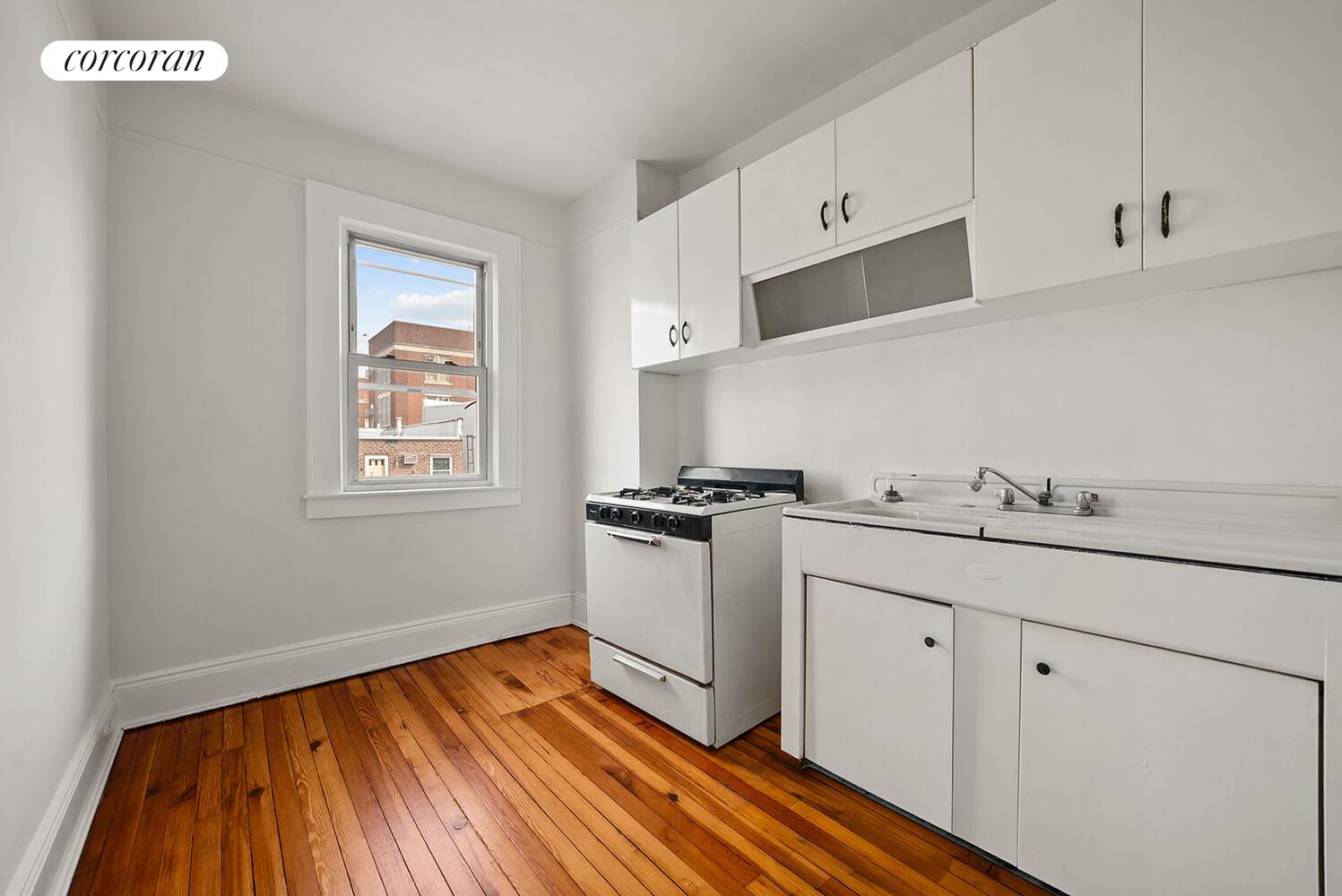 79-31 68th Road Queens, NY 11379 - Photo 8 of 16