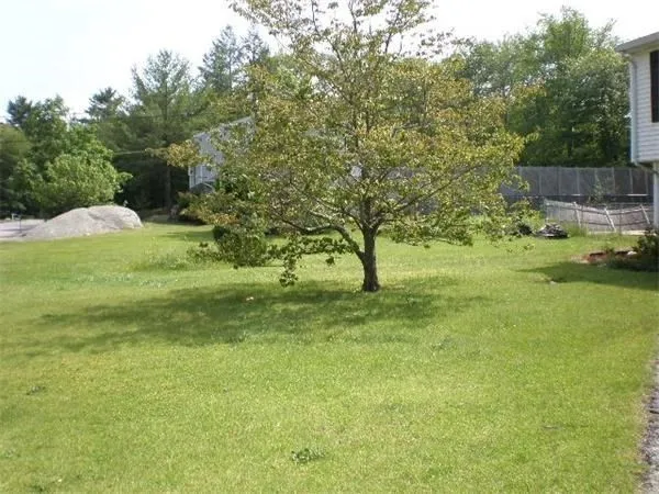 $1,700 | 19 Lantern Road, Unit U:1SIDE, Holbrook, MA 02343