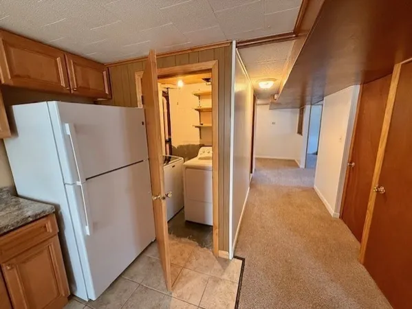 $1,700 | 19 Lantern Road, Unit U:1SIDE, Holbrook, MA 02343