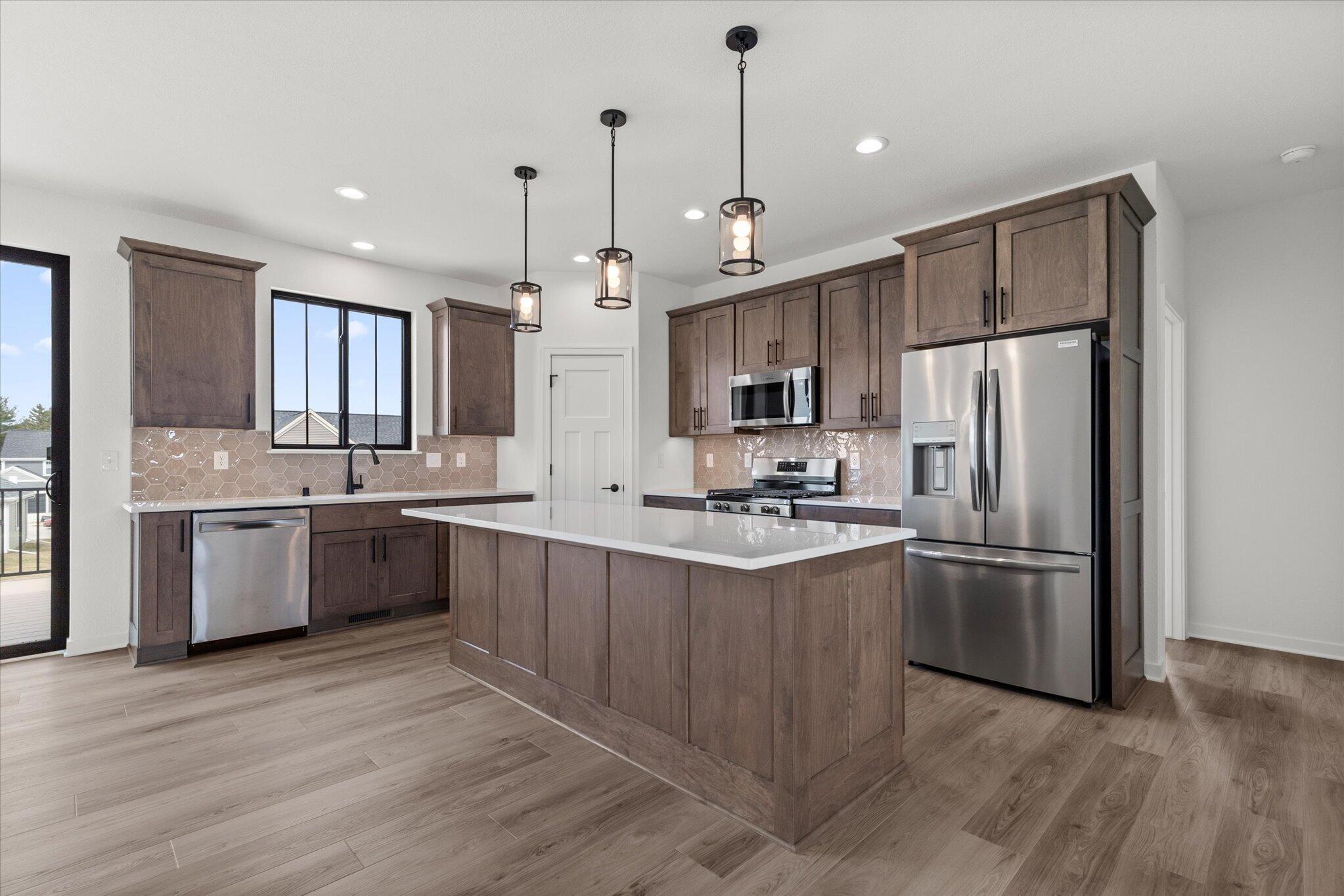 804 Viewpoint Avenue Waukesha, WI 53188 - Photo 2 of 30 804-viewpoint-ave-02-kitchen