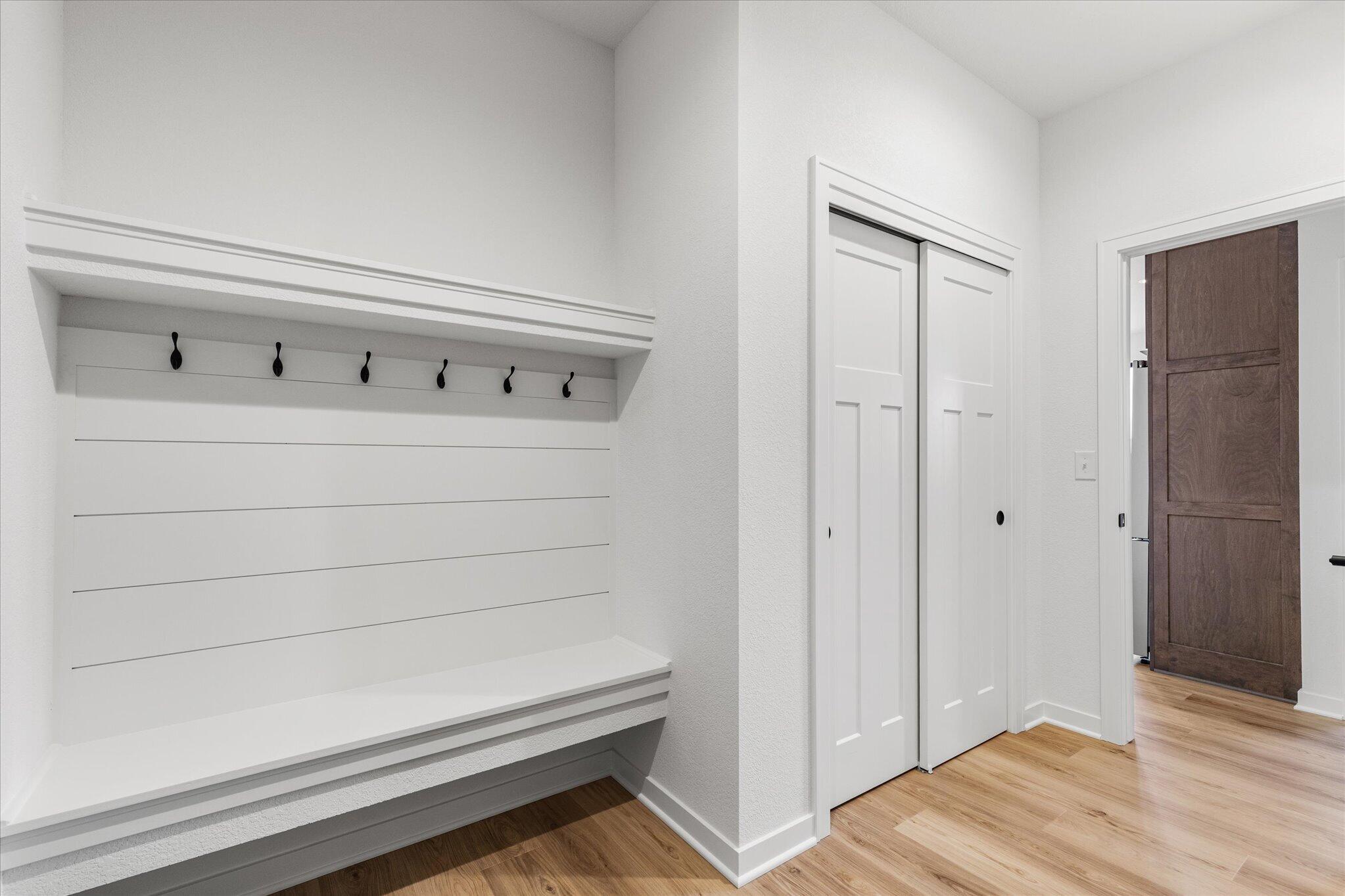 804 Viewpoint Avenue Waukesha, WI 53188 - Photo 26 of 30 804-viewpoint-ave-26-mudroom