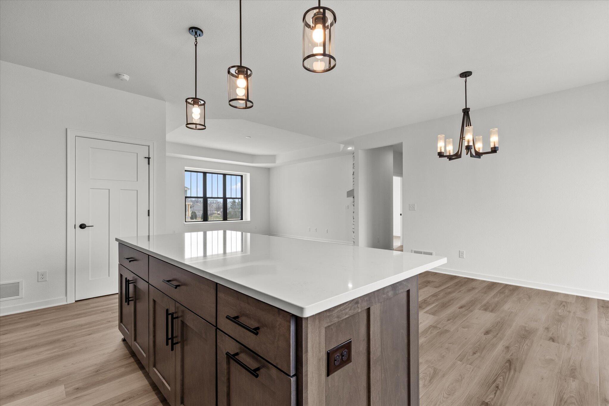 804 Viewpoint Avenue Waukesha, WI 53188 - Photo 5 of 30 804-viewpoint-ave-05-kitchen