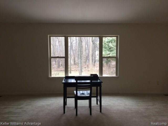 1607 Cardinal Ridge West Bloomfield, MI 48324 - Photo 13 of 19