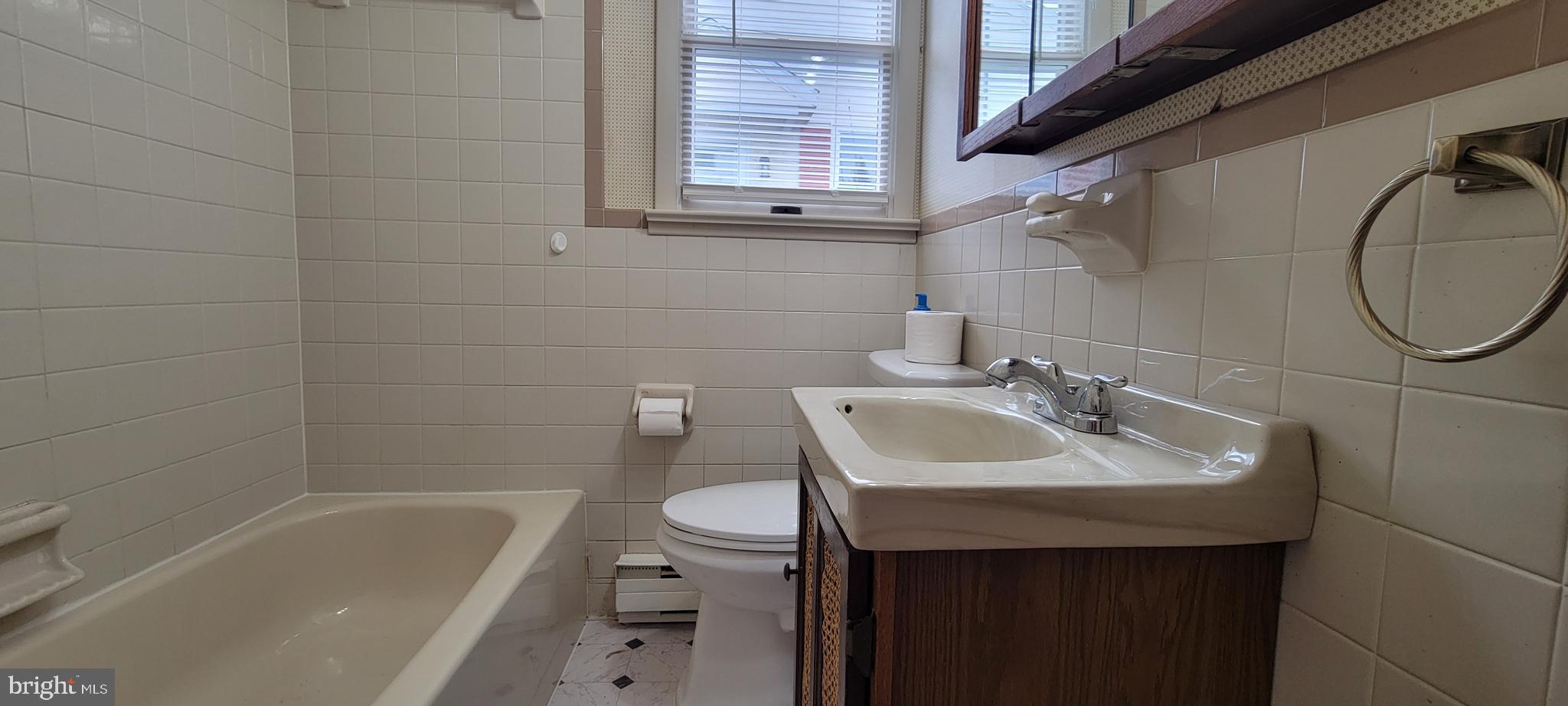 221 Devonshire Road Hagerstown, MD 21740 - Photo 10 of 27 Gallery Image 10
