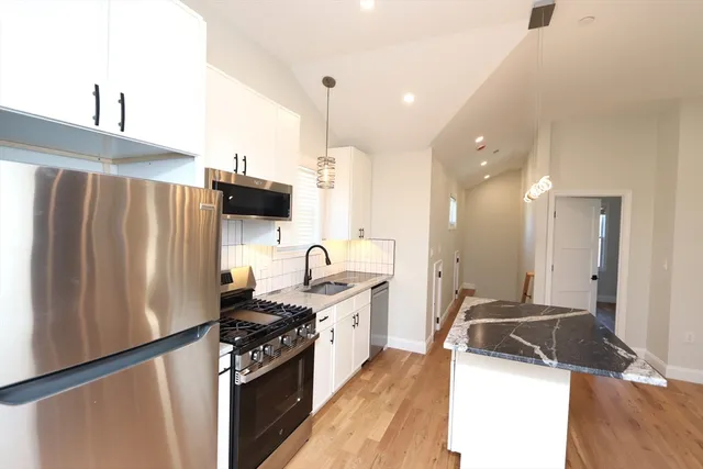 $3,200 | 14-16 Harriet Street, Unit 2, Boston, MA 02135