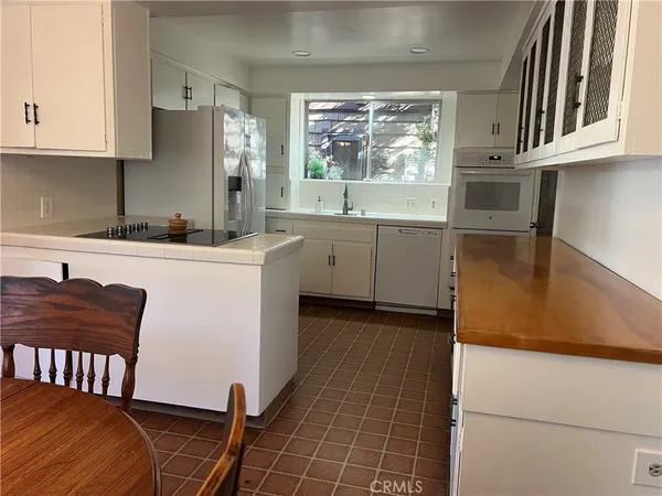 $5,950 | 58 B Surfside Avenue, Surfside, CA 90743