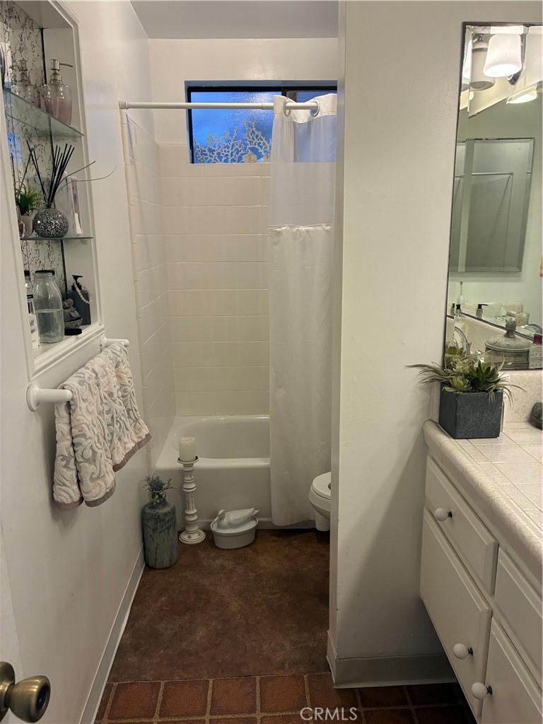 58 B Surfside Avenue Surfside, CA 90743 - Photo 10 of 23