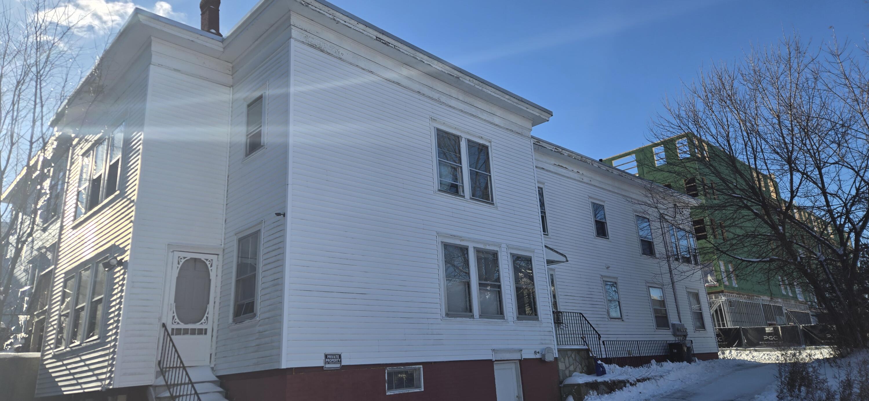 174 Bates Street Lewiston, ME 04240 - Photo 4 of 6 20251203_093944