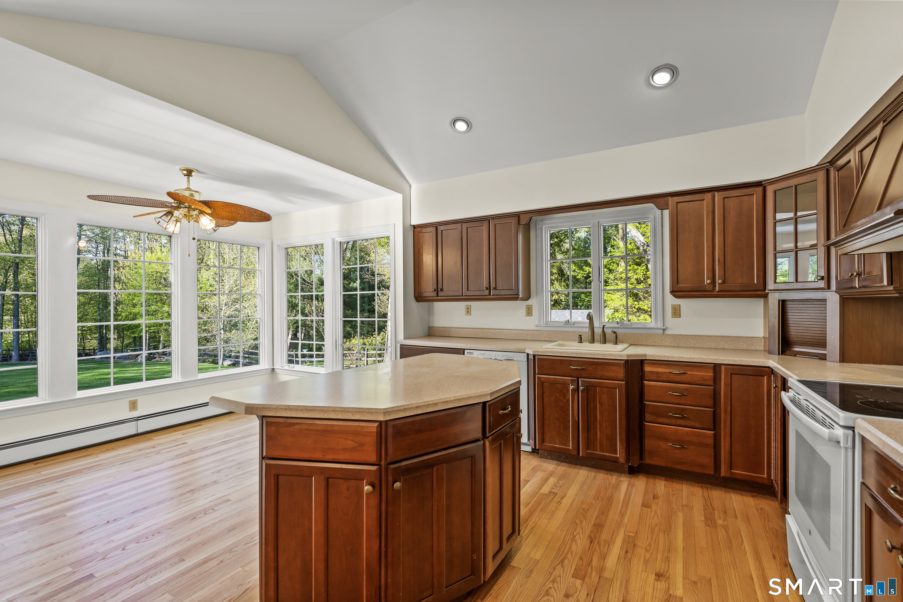 29 Alpine Road Monroe, CT 06468 - Photo 19 of 31