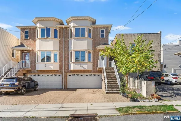 $799,000 | 233 5th Street, Unit B, Fairview, NJ 07022