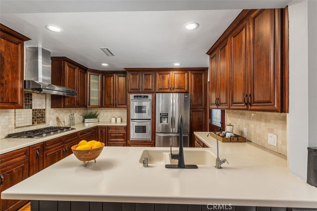 2206 Canyon Road Arcadia, CA 91006 - Photo 12 of 40
