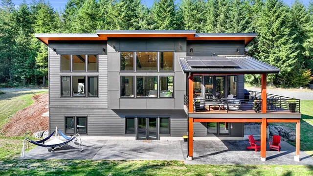 a view of outdoor space yard and patio