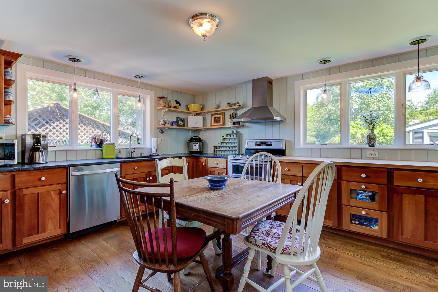 100 Walker Road Landenberg, PA 19350 - Photo 19 of 43 eat-in kitchen sink view