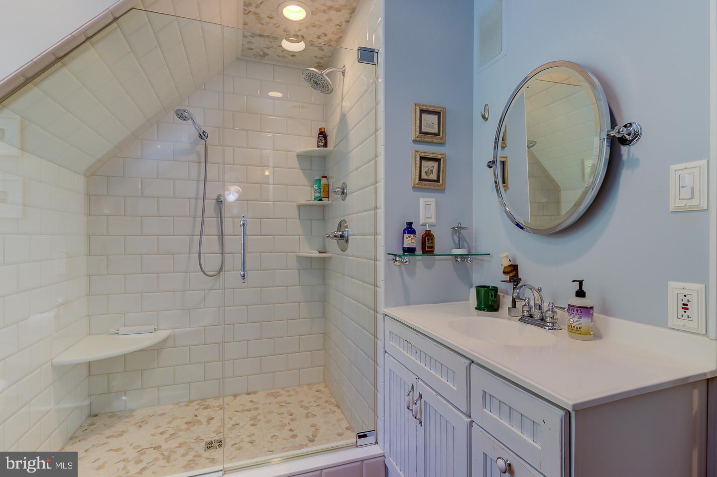 100 Walker Road Landenberg, PA 19350 - Photo 32 of 43 Custom Master bath