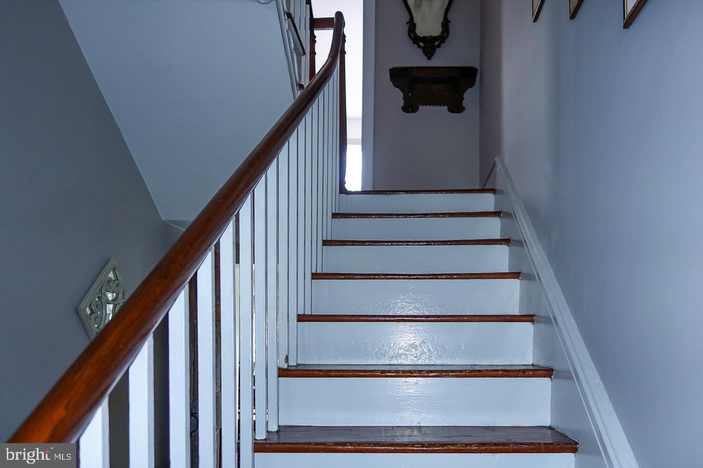 100 Walker Road Landenberg, PA 19350 - Photo 35 of 43 Staircase to 2nd floor