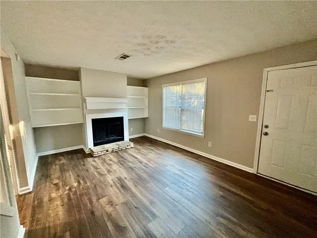 $1,500 | 97 Caboose Court Northwest, Lawrenceville, GA 30044