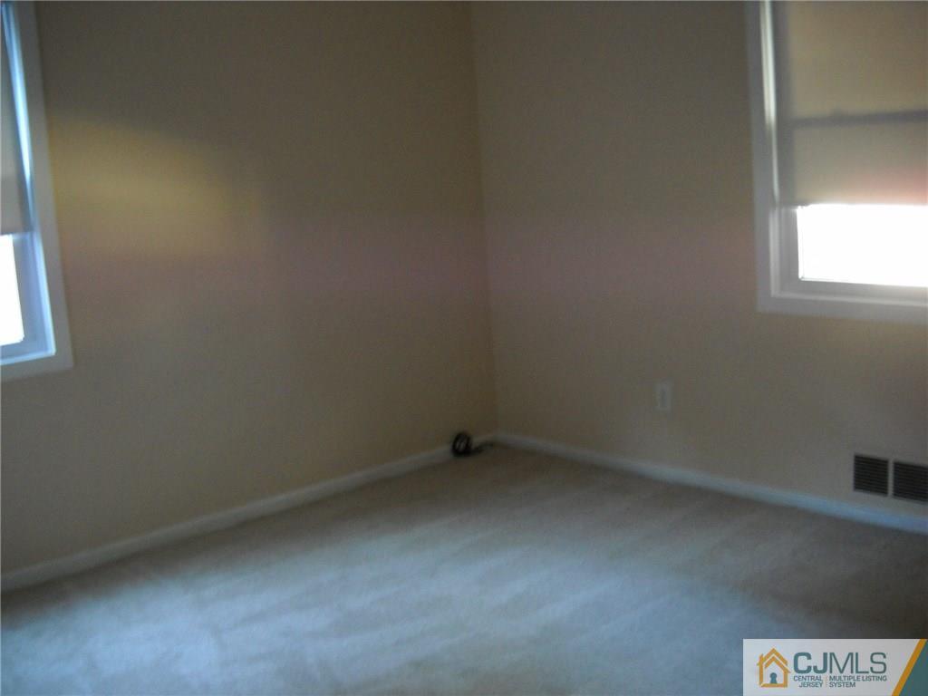 6 Gurley Road Edison, NJ 08817 - Photo 9 of 15