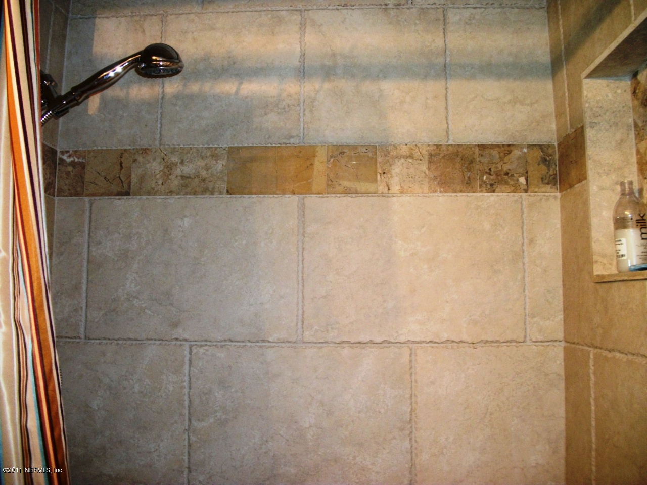 441 Sigsbee Road Orange Park, FL 32073 - Photo 11 of 18 Detailed tile in master shower