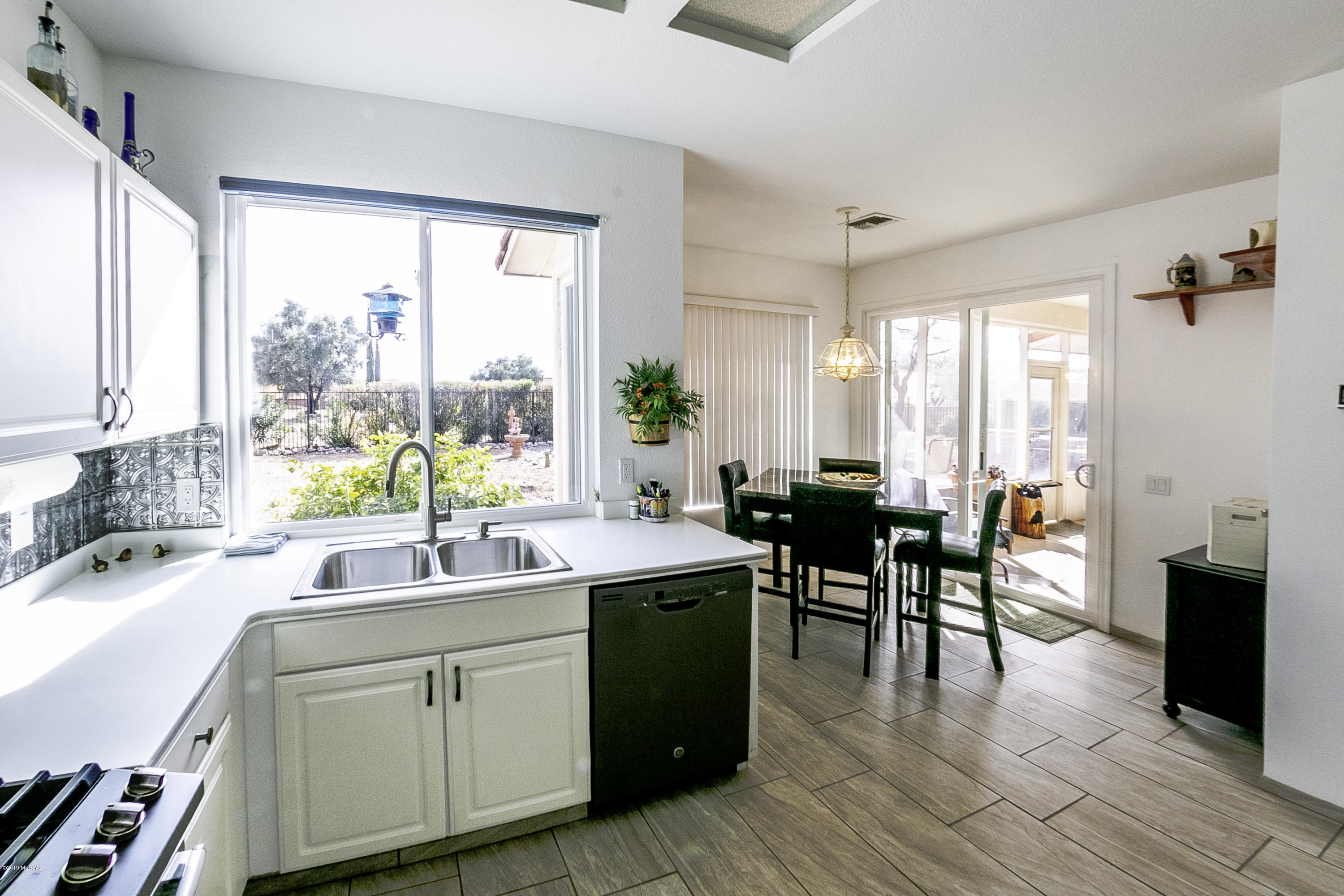 868 East Royal Ridge Drive Oro Valley, AZ 85755 - Photo 16 of 19