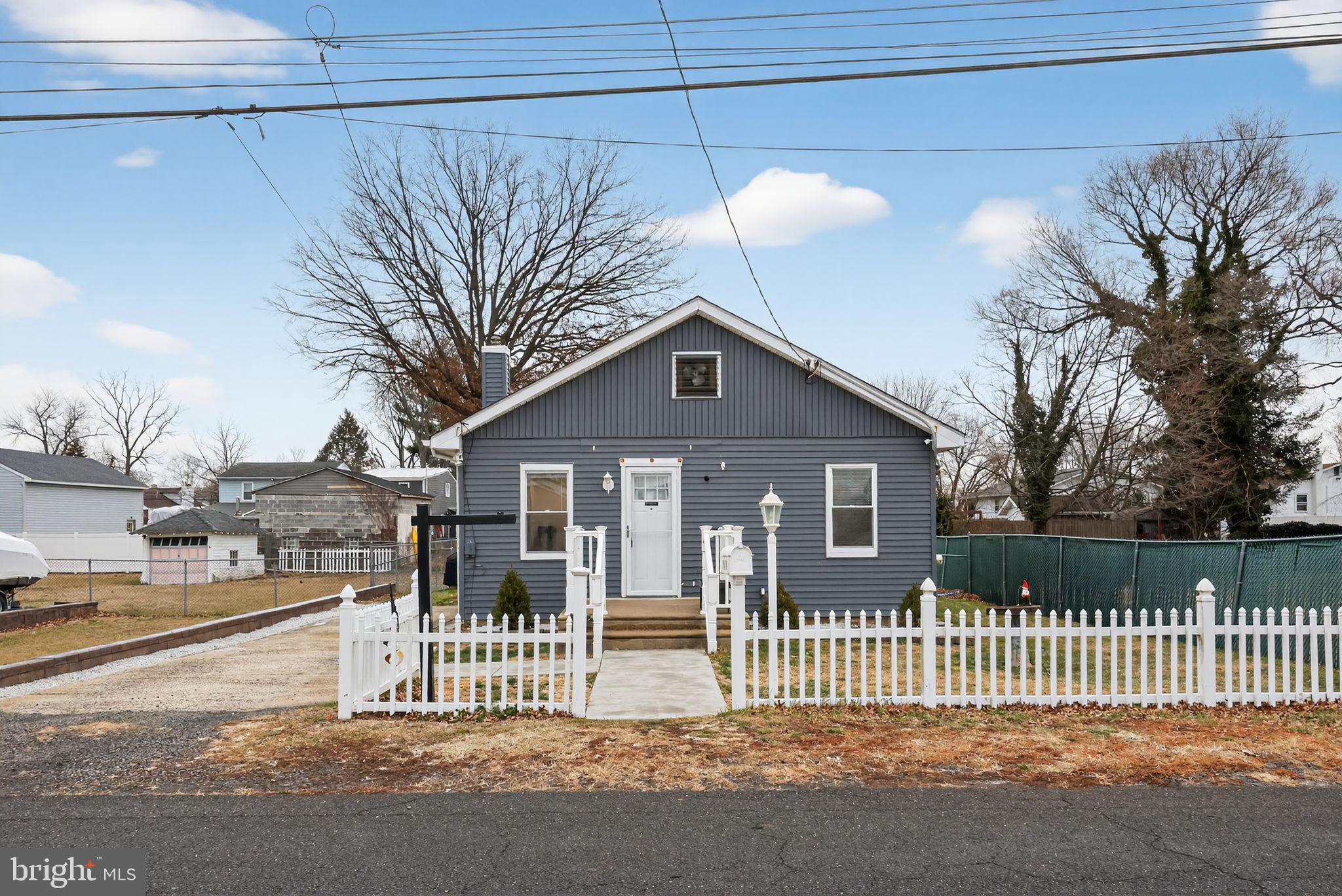 909 3rd Avenue Croydon, PA 19021 - Photo 3 of 30