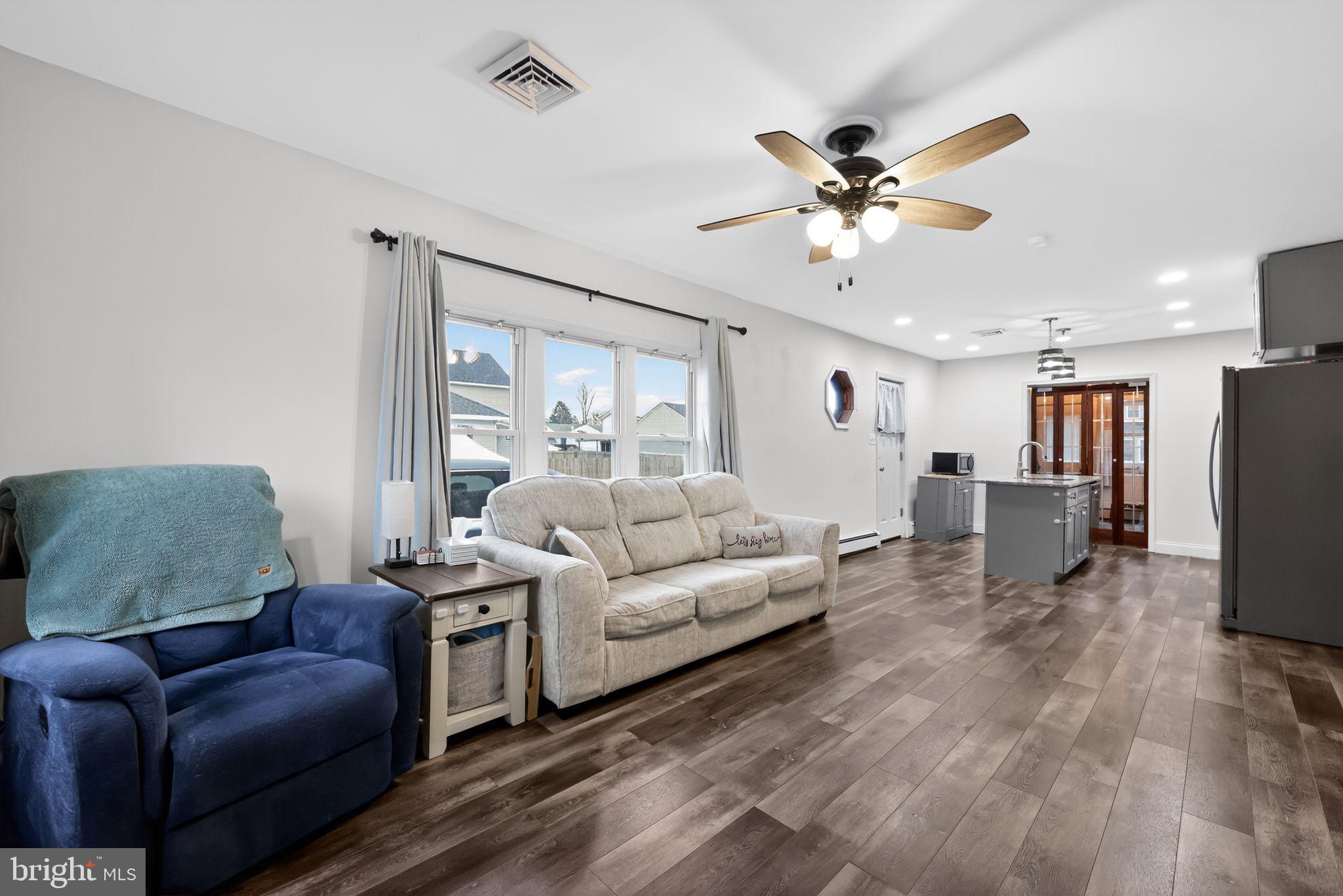 909 3rd Avenue Croydon, PA 19021 - Photo 9 of 30