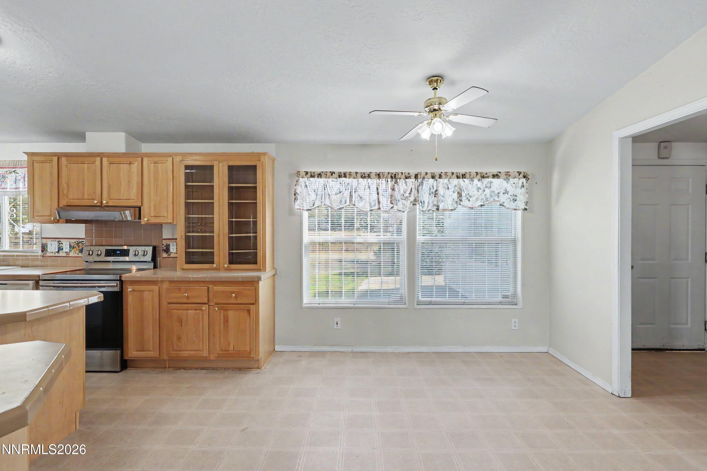 1185 Snowflower Road Fernley, NV 89408 - Photo 12 of 29 12_Original