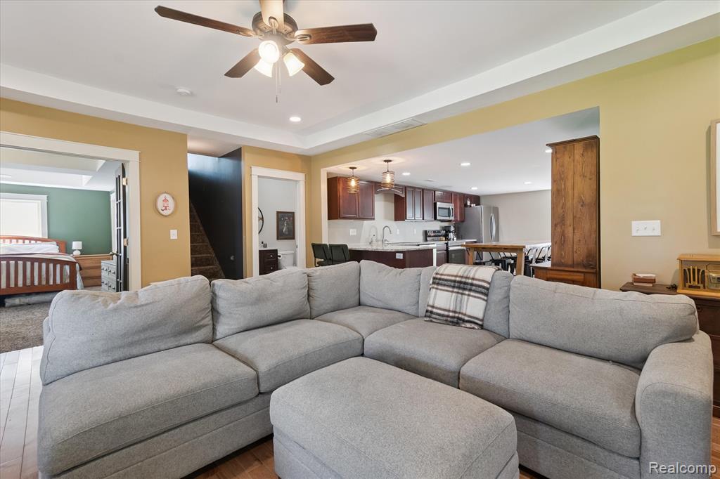 10690 Whittaker Road Milan, MI 48160 - Photo 5 of 28