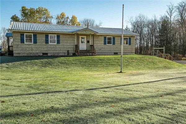 $155,000 | 10540 Academy Street, Remsen, NY 13438