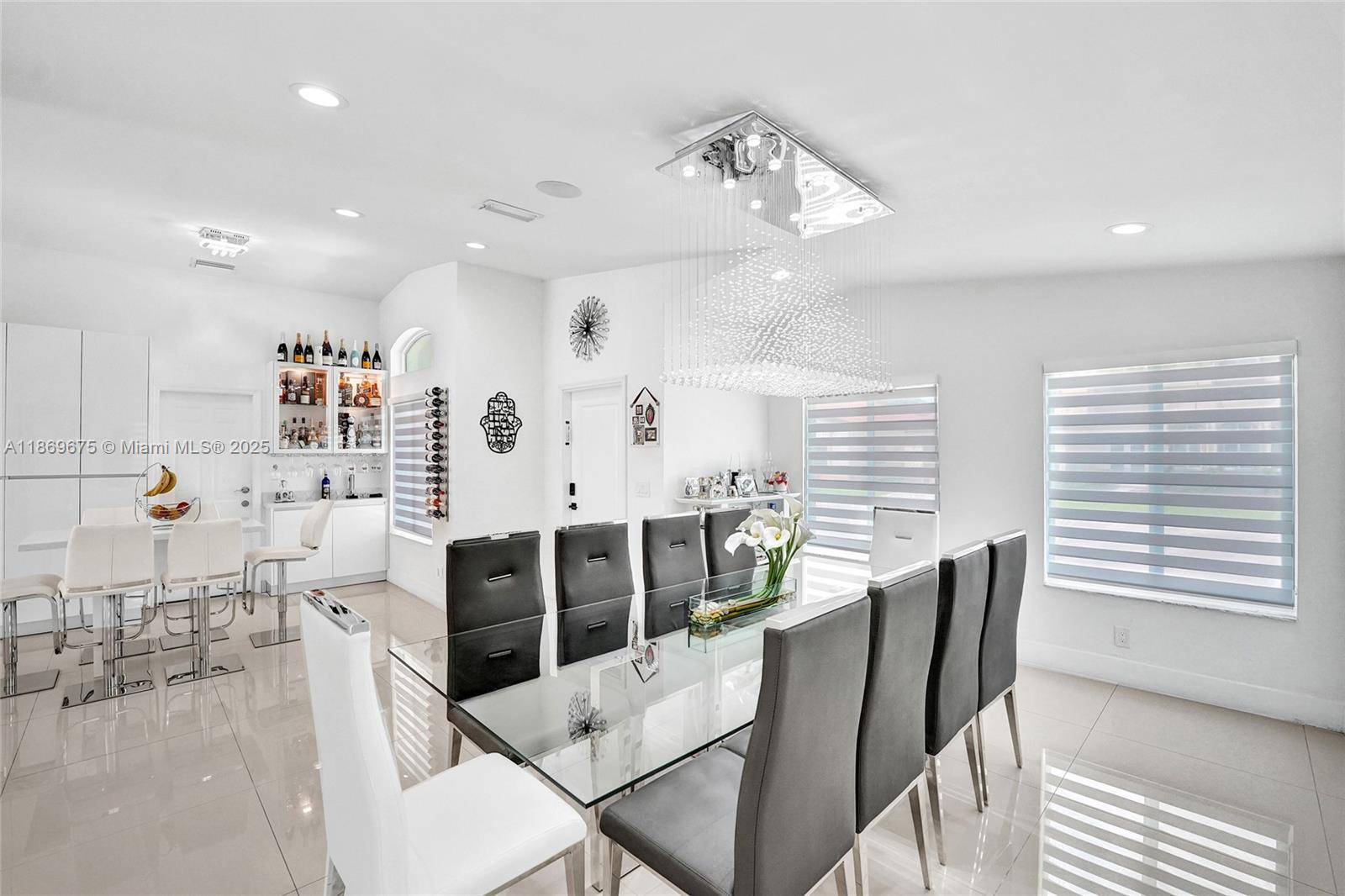 1636 Southwest 108th Terrace Davie, FL 33324 - Photo 14 of 92