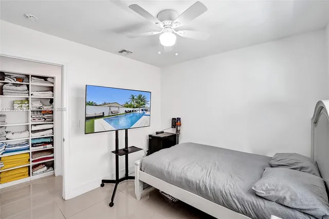 $850,000 | 1636 Southwest 108th Terrace, Davie, FL 33324